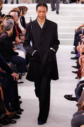 IPA88869580 - Milan, Milan Women™s Fashion Week Spring Summer 2027 - Women™s Fashion, Spring Summer 2027 - Jil Sander fashion show - model on the runway in the photo.  Copyright: xCinziaxCamelax xx IPA88869580