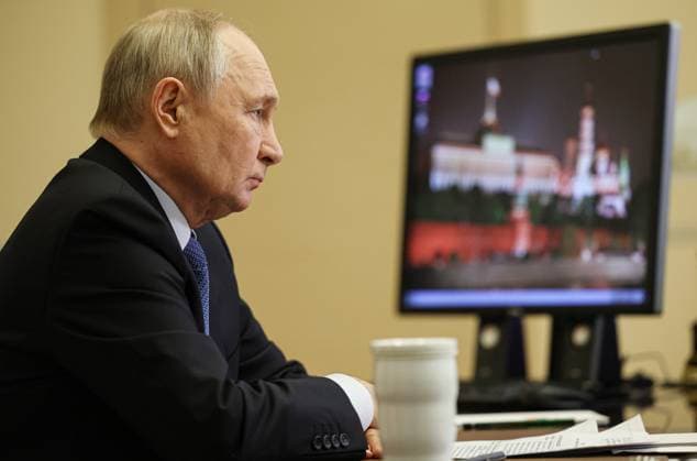 Russia Putin Government 9249509 23.09.2026 Russian President Vladimir Putin holds a meeting with members of the government via videoconference at the Novo-Ogaryovo state residence, outside Moscow, Russia. Vyacheslav Prokofiev Sputnik Moscow Russia  Copyright: xVyacheslavxProkofievx