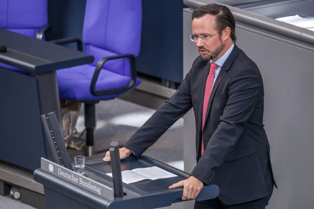 Bundestag Dr. Bernd Baumann (SPD) im Deutschen Bundestag am 23.09.26 in Berlin. Berlin Berlin Deutschland Bundestag