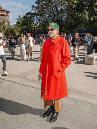 IPA88870944 - Milan, Milan Women s Fashion Week Spring Summer 2027 - Women s Fashion, Spring Summer 2027 - JIL SANDER fashion show - arrivals - pictured: guest  Copyright: xEmanuelexRobertoxDexCarlix xx IPA88870944