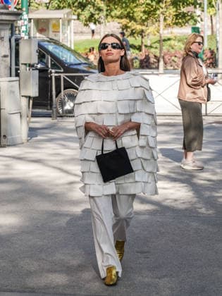 IPA88870846 - Milan, Milan Women s Fashion Week Spring Summer 2027 - Women s Fashion, Spring Summer 2027 - JIL SANDER fashion show - arrivals - pictured: guest  Copyright: xEmanuelexRobertoxDexCarlix xx IPA88870846