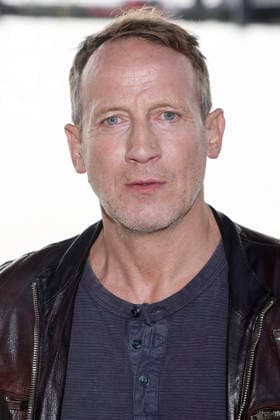 Wotan Wilke Möhring beim Fototermin am Set des ARD-Krimis Tatort - Schwere See am Falkensteiner Ufer. Hamburg, 23.09.2026