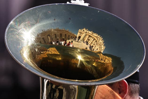 September 23, 2026. Vatican City - POPE LEO XIV during his weekly General Audiencein St. Peter s Square at the Vatican EvandroInetti_via ZUMA Wire Vatican City State - ZUMAi15_ 20260923_zaf_i15_035 Copyright: xEvandroxInettix