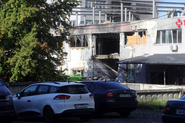 Post office on fire in Kyiv region due to Russian attack A cargo department of the Nova Poshta company is destroyed by a Russian drone attack in Vyshneve, Kyiv region, Ukraine, on September 23, 2026. Vyshneve Kyiv region Ukraine  Copyright: xVolodymyrxTarasovx originalFilename: ukrinform-postoffi260923_npjW7.jpg