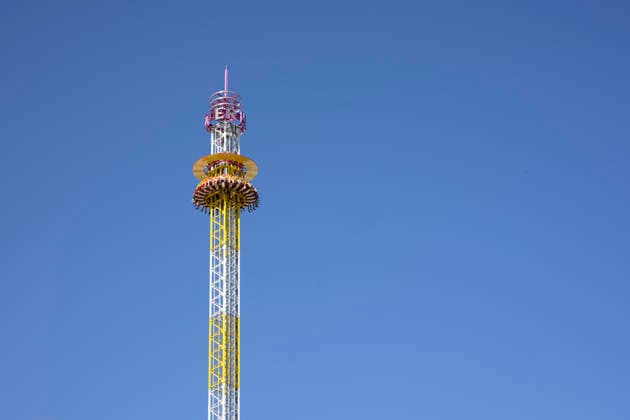 Fahrgeschäft Hangover auf dem Oktoberfest Wiesn, München 23.09.2026