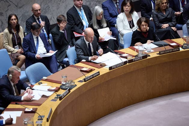 September 23, 2026, New York, New York, USA: Jean-Noel Barrot, Minister for Europe and Foreign Affairs of France and President of the United Nations Security Council, gavels a meeting on the maintenance of peace and security of Ukraine to order at United Nations headquarters in New York City. New York USA  - ZUMAs237 20260923_aap_s237_017 Copyright: xMarkxJ.xSullivanx