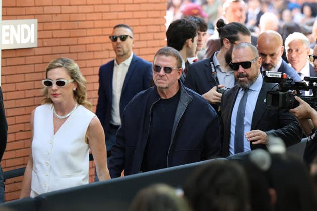 September 23, 2026, Milan, Lombardy, Italy: U.S. Ambassador to Italy Tilman Fertitta arrives at the Fendi show during Milan Fashion Week, September 23, 2026. Milan Italy  - ZUMAa289 20260923_zia_a289_294 Copyright: xPierrexTeyssotx xAgfx