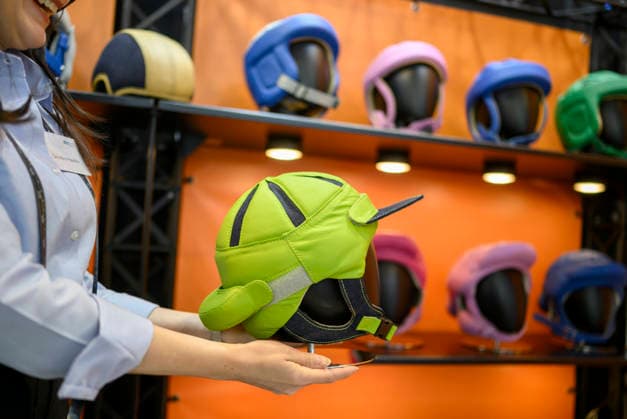 Feature, Kopfschutzhelm, ATO Form Starlight Secure EVO. REHACARE Fachmesse für Rehabilitation und Pflege, vom 23.09. - 26.09.2026 in Düsseldorf Deutschland. Messe