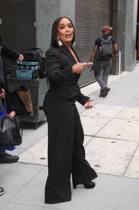 September 23, 2026, New York, New York, USA: Angela Bassett at ABC Studios in New York City for Ã¢â‚¬ËœThe ViewÃ¢ New York USA - ZUMAh16_ 20260923_zaf_h16_037 Copyright: xDanxHerrickx