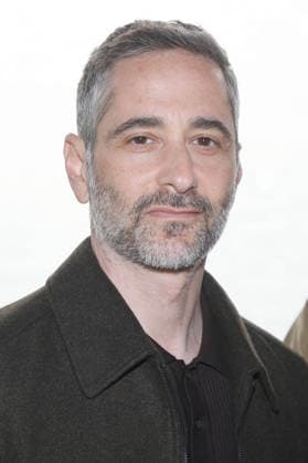 Fototermin am Set vom NDR-Tatort: Schwere See Denis Moschitto, Fototermin am Set vom NDR-Tatort: Schwere See, Falkensteiner Ufer Hamburg, 23.09.2026 Copyright: xEventpressxBecherx