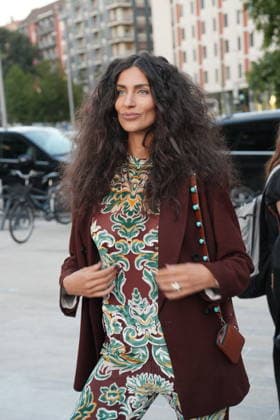 IPA88882482 - Milan, September 23, 2026: People, influencers, photographers, and onlookers at the Etro fashion show in Piazza Lina Bo Bardi during Milan Fashion Week  Copyright: xDuilioxPiaggesix xDuilioxPiaggesix IPA88882482