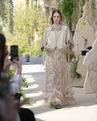 September 23, 2026, Milan, Lombardy, Italy: Models present the SARAWONG Spring Summer 2027 collection during Milan Fashion Week in Milan Italy on September 23 2026. The new collection was unveiled at 10 Corso Como during the official Milan Fashion Week Spring Summer 2027 calendar. Milan Italy  - ZUMAp285 20260923_zep_p285_033 Copyright: xGennaroxPiscopox