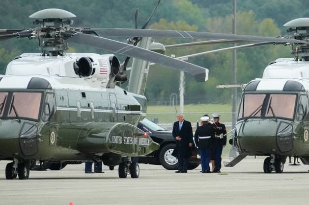 President Donald Trump disembarks Marine One at Joint Base Andrews, Maryland on Wednesday, Sept. 23, 2026. President Trump is hosting President Xi for a three-day state visit to Washington, DC where the leaders are expected to discuss trade practices, artificial intelligence and tariffs.  WASP20260923111 ALxDRAGO