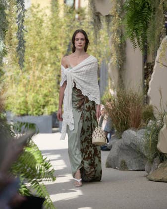 September 23, 2026, Milan, Lombardy, Italy: Models present the SARAWONG Spring Summer 2027 collection during Milan Fashion Week in Milan Italy on September 23 2026. The new collection was unveiled at 10 Corso Como during the official Milan Fashion Week Spring Summer 2027 calendar. Milan Italy  - ZUMAp285 20260923_zep_p285_062 Copyright: xGennaroxPiscopox