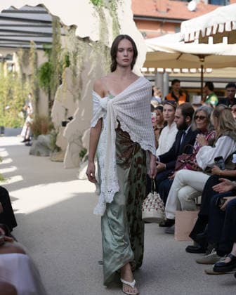 September 23, 2026, Milan, Lombardy, Italy: Models present the SARAWONG Spring Summer 2027 collection during Milan Fashion Week in Milan Italy on September 23 2026. The new collection was unveiled at 10 Corso Como during the official Milan Fashion Week Spring Summer 2027 calendar. Milan Italy  - ZUMAp285 20260923_zep_p285_084 Copyright: xGennaroxPiscopox