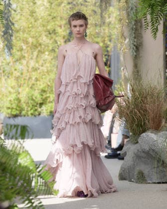 September 23, 2026, Milan, Lombardy, Italy: Models present the SARAWONG Spring Summer 2027 collection during Milan Fashion Week in Milan Italy on September 23 2026. The new collection was unveiled at 10 Corso Como during the official Milan Fashion Week Spring Summer 2027 calendar. Milan Italy  - ZUMAp285 20260923_zep_p285_088 Copyright: xGennaroxPiscopox
