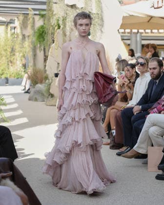 September 23, 2026, Milan, Lombardy, Italy: Models present the SARAWONG Spring Summer 2027 collection during Milan Fashion Week in Milan Italy on September 23 2026. The new collection was unveiled at 10 Corso Como during the official Milan Fashion Week Spring Summer 2027 calendar. Milan Italy  - ZUMAp285 20260923_zep_p285_092 Copyright: xGennaroxPiscopox