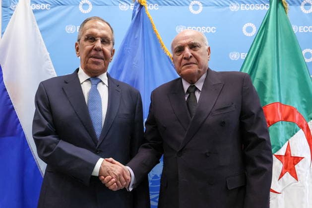 USA, NEW YORK CITY - SEPTEMBER 23, 2026: Sergei Lavrov (L), Russia s Foreign Minister, and his counterpart Ahmed Attaf of Algeria shake hands during a meeting on the sidelines of the 2026 High-level Week during the 81st session of the UN General Assembly. Alexander Shcherbak TASS  98212820