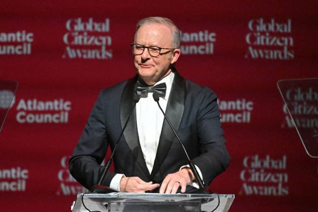 ANTHONY ALBANESE UNITED STATES VISIT, Australia™s Prime Minister Anthony Albanese speaks after receiving an award at the Atlantic Council Global Citizen Awards during the United Nations General Assembly in New York, Wednesday, September 23, 2026. ( NO ARCHIVING NEW YORK New York United States of America  Copyright: xMICKxTSIKASx 20260924177992332847