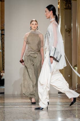 KEQIAO fashion show during the Milan Fashion Week - Womenswear Spring Summer 2027 in Milan, Italy, on 23 September 2026. A model walks the runway at KEQIAO fashion show during the Milan Fashion Week - Womenswear Spring Summer 2027 in Milan, Italy, on 23 September 2026., Credit:Stefano Costantino TTL Stefano Costantino Avalon Italy, Milan  Copyright: xStefanoxCostantinoxTTLx xStefanoxCostantinox xAvalonx 1137645653