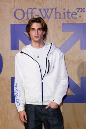 MFW Spring Summer 2027 Off-White™ 10x10 Imaginary Palace Party MP MILAN, ITALY - SEPTEMBER 23: Nils Kuesel attends Off-White™ 10x10 Imaginary Palace during Milan Fashion Week Womenswear Spring Summer 2027 on September 23, 2026 in Milan, Italy. Photo by Marco Piovanotto Abacapress.com Milan Italy  Copyright: xPiovanottoxMarco ABACAx