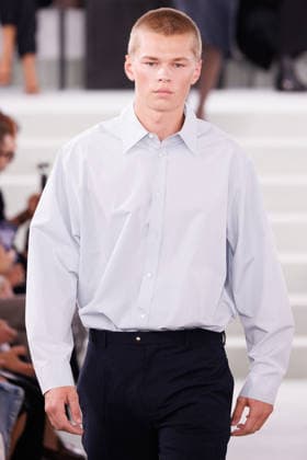 IPA88882441 - Milan, Milan Women™s Fashion Week Spring Summer 2027 - Women™s Fashion, Spring Summer 2027 - Jil Sander fashion show - pictured on the runway: Model.  Copyright: xCinziaxCamelax xx IPA88882441