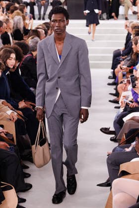 IPA88882513 - Milan, Milan Women™s Fashion Week Spring Summer 2027 - Women™s Fashion, Spring Summer 2027 - Jil Sander fashion show - seen on the runway in the photo: Model.  Copyright: xCinziaxCamelax xx IPA88882513