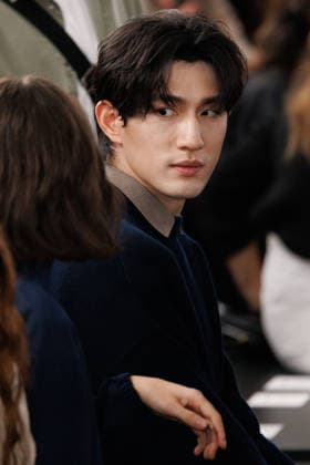 IPA88886646 - Milan, Milan Women™s Fashion Week Spring Summer 2027 - Women™s Fashion, Spring Summer 2027 - Jil Sander fashion show - front row - pictured: a guest  Copyright: xCinziaxCamelax xx IPA88886646