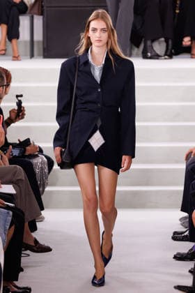 IPA88882267 - Milan, Milan Women™s Fashion Week Spring Summer 2027 - Women™s Fashion, Spring Summer 2027 - Jil Sander fashion show - pictured on the runway: Model.  Copyright: xCinziaxCamelax xx IPA88882267