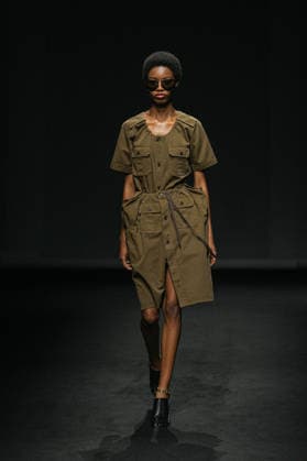 MFW - Maison Margiela Runway Models walk the runway during the Maison Margiela Spring Summer 2027 fashion show at Milan Women s Fashion Week in Milan, Italy on September 23, 2026. Photo by Riccardo Giordano IPA ABACAPRESS.COM Milan Italy  Copyright: xGiordanoxRiccardo IPA ABACAx