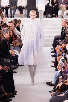 IPA88882632 - Milan, Milan Women™s Fashion Week Spring Summer 2027 - Women™s Fashion, Spring Summer 2027 - Jil Sander fashion show - pictured on the runway: Model.  Copyright: xCinziaxCamelax xx IPA88882632