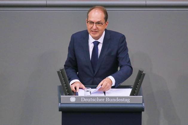 Berlin, Deutschland, 24.09.2026: Deutscher Bundestag: 96. Bundestagssitzung: Bundesminister des Innern Alexander Dobrindt (CSU) Copyright: xdtsxNachrichtenagenturx dts_136199