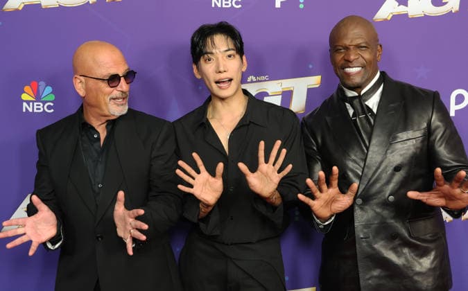 America s Got Talent Season 21 Finale Results Red Carpet 23 September 2025 - Pasadena, California - Howie Mandel, Yu Hojin, Terry Crews. Attend America s Got Talent Season 21 Finale Results Red Carpet held at the Hotel Dena Pasadena, in Pasadena ., Credit:FS Faye Sadou Avalon United States, CA, Pasadena, Hotel Dena Pasadena  Copyright: xFSx xFayexSadoux xAvalonx 1137742415