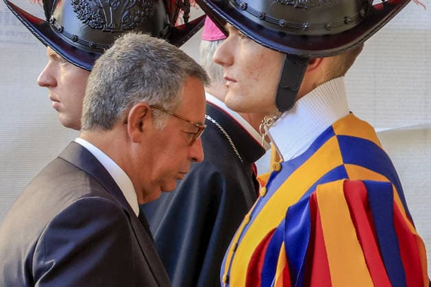 Portuguese President António José Martins Seguro at the Vatican VATICAN CITY, VATICAN - SEPTEMBER 24: Portugal s President António José Seguro arrives at the St. Damaso Courtyard for his meeting with Pope Leo XIV at the Vatican on September 24, 2026. Riccardo De Luca Anadolu Vatican city Vatican. Editorial use only. Please get in touch for any other usage.  Copyright: x2026xAnadoluxRiccardoxDexLucax