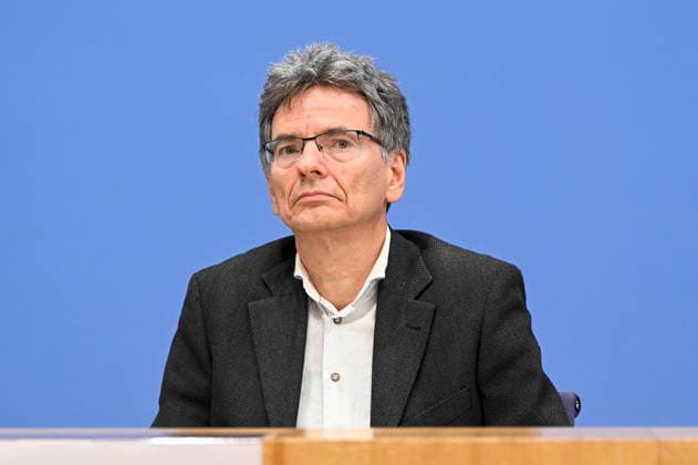 ABB BPK- Dr. Axel Lindner, Leibniz-Institut für Wirtschaftsforschung Halle Thema Vorstellung Gemeinschaftsdiagnose Herbst 2026 der Wirtschaftsforschungsinstitute auf der BPK Berlin Bundespressekonferenz in Berlin am 24.09.2026 Berlin Deutschland