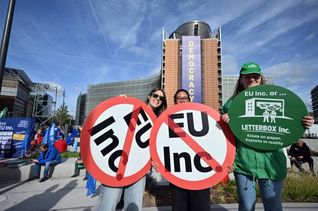 European trade unions protest ‘EU Inc.’ proposal in Brussels BRUSSELS, BELGIUM - SEPTEMBER 24: Hundreds of people gather at Schuman Square in front of European Union institutions during a protest organized by the European Trade Union Confederation (ETUC) and various Belgian trade unions against the proposed EU Inc. framework, which aims to simplify company formation across the EU, in Brussels, Belgium, on September 24, 2026. Dursun Aydemir Anadolu Brussels Belgium. Editorial use only. Please get in touch for any other usage.  Copyright: x2026xAnadoluxDursunxAydemirx