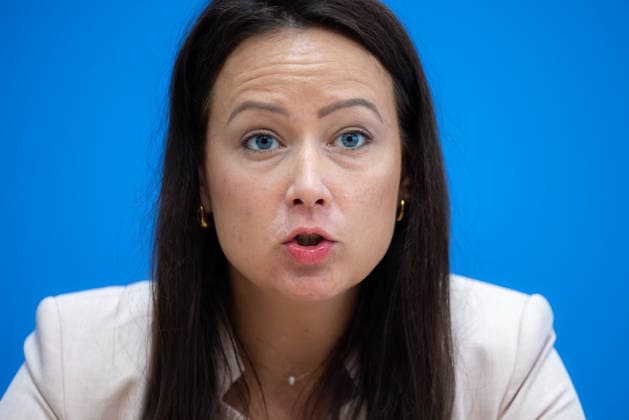 Gemeinschaftsdiagnose Herbst 2026 der Wirtschaftsforschungsinstitute. Deutschland, Berlin am 24. September 2026: Dr. Geraldine Dany-Knedlik, Deutsches Institut für Wirtschaftsforschung e.V. (DIW Berlin). Die Gemeinschaftsdiagnose analysiert und prognostiziert die wirtschaftliche Lage in Deutschland
