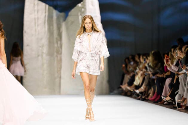 MFW Spring Summer 2027 Laila Hasanovic Genny catwalk MP MILAN, ITALY - SEPTEMBER 24: Laila Hasanovic walks Genny catwalk during the Milan Fashion Week - Womenswear Spring Summer 2027 on September 24, 2026 in Milan, Italy. Photo by Marco Piovanotto Abacapress.com Milan Italy  Copyright: xPiovanottoxMarco ABACAx