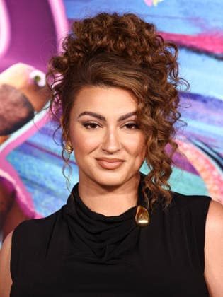 Los Angeles Premiere Of DreamWorks Animation s And Universal Pictures Forgotten Island LOS ANGELES, CALIFORNIA, USA - SEPTEMBER 23: Tori Kelly arrives at the Los Angeles Premiere Of DreamWorks Animation s And Universal Pictures Forgotten Island held at the Lucas Museum of Narrative Art on September 23, 2026 in Los Angeles, California, United States. Los Angeles Lucas Museum of Narrative Art California United States Copyright: xXavierxCollin ImagexPressxAgencyx