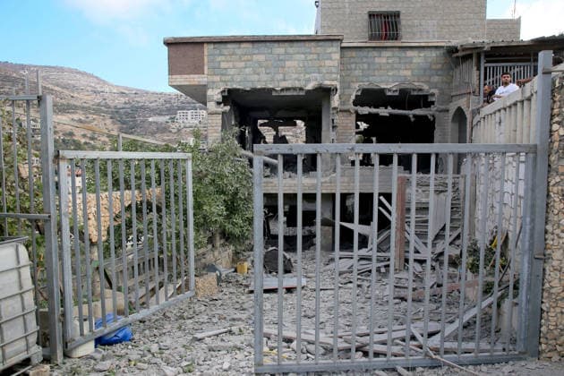 Palestinian-Israeli conflict in Nablus - 24 Sep 2026 Palestinians inspect the family home of Palestinian prisoner Dawas Hassoun. Israeli army forces demolished the family home of Palestinian prisoner Dawas Hassoun, who is accused of killing an Israeli settler, in the village of Beit Marin, northwest of Nablus in the West Bank. Nablus Palestine Copyright: xNasserxIshtayehx xSOPAxImagesx Nishtayeh569