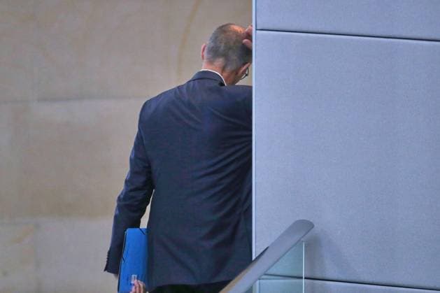 Berlin, Deutschland, 24.09.2026: Deutscher Bundestag: 96. Bundestagssitzung: Bundeskanzler Friedrich Merz (CDU) verlässt das Plenum Copyright: xdtsxNachrichtenagenturx dts_136225