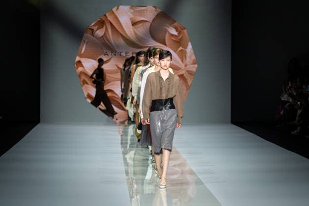 Anteprima fashion show during the Milan Fashion Week - Womenswear Spring Summer 2027 in Milan, Italy, on 24 September 2026. A model walks the runway at Anteprima fashion show during the Milan Fashion Week - Womenswear Spring Summer 2027 in Milan, Italy, on 24 September 2026., Credit:Stefano Costantino TTL Stefano Costantino Avalon Italy, Milan  Copyright: xStefanoxCostantinoxTTLx xStefanoxCostantinox xAvalonx 1137815384