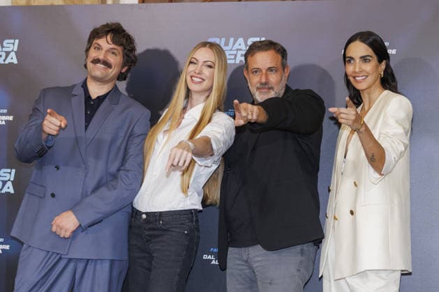 News - Photocall - QUASI VERA Frank Matano, Taylor Mega, Fausto Brizzi and Rocio Munoz Morales attend the photocall of the movie QUASI VERA on September 24, 2026 at hotel Sina Bernini Bristol, Rome, Italy Rome Hotel Sina Bernini Bristol Italy Copyright: xEmanuelaxVertollix xLiveMediax LPN_2692221