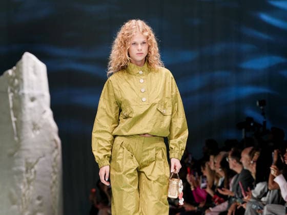 IPA88905311 - Milan, Milan Women™s Fashion Week Spring Summer 2027 - Women™s Fashion, Spring Summer 2027 - Genny fashion show - pictured on the runway: Model.  Copyright: xEmanuelexDexCarlix xEmanuelexDexCarlix IPA88905311