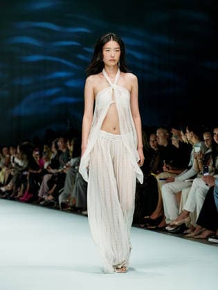 IPA88906632 - Milan, Milan Women™s Fashion Week Spring Summer 2027 - Women™s Fashion, Spring Summer 2027 - Genny fashion show - seen on the runway in the photo: Model.  Copyright: xEmanuelexDexCarlix xEmanuelexDexCarlix IPA88906632