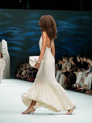 IPA88906659 - Milan, Milan Women™s Fashion Week Spring Summer 2027 - Women™s Fashion, Spring Summer 2027 - Genny fashion show - pictured on the runway: Model.  Copyright: xEmanuelexDexCarlix xEmanuelexDexCarlix IPA88906659