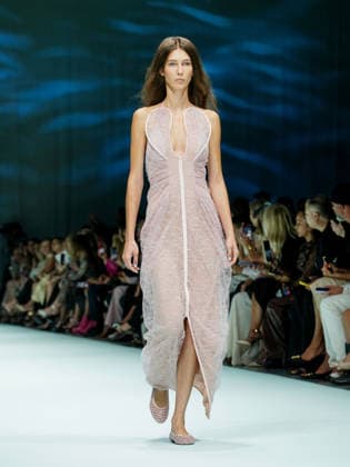 IPA88906625 - Milan, Milan Women™s Fashion Week Spring Summer 2027 - Women™s Fashion, Spring Summer 2027 - Genny fashion show - pictured on the runway: Model.  Copyright: xEmanuelexDexCarlix xEmanuelexDexCarlix IPA88906625