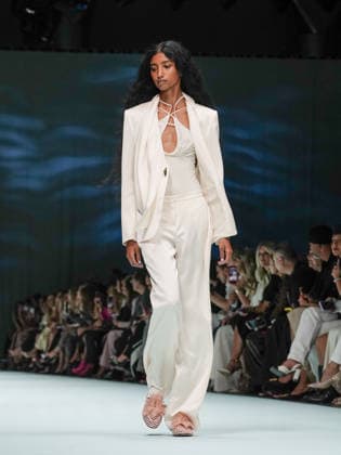 IPA88906702 - Milan, Milan Women™s Fashion Week Spring Summer 2027 - Women™s Fashion, Spring Summer 2027 - Genny fashion show - pictured on the runway: Model.  Copyright: xEmanuelexDexCarlix xEmanuelexDexCarlix IPA88906702