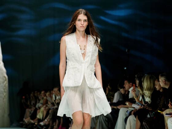 IPA88906621 - Milan, Milan Women™s Fashion Week Spring Summer 2027 - Women™s Fashion, Spring Summer 2027 - Genny fashion show - pictured on the runway: Model.  Copyright: xEmanuelexDexCarlix xEmanuelexDexCarlix IPA88906621