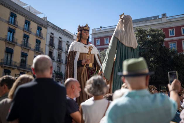 La Mercè Festival in Barcelona: Dance of the Bigheads during the human tower festival of La Mercè, on September 24, 2026, in Barcelona, Catalonia, Spain. The 2026 Mercè Festival will be held in Barcelona from September 23 to 27. As the city’s major festival, this year’s festival features more than 109 free concerts, street performances, and its iconic cultural traditions. SEPTEMBER 24, 2026 Lorena Sopê Spain  Copyright: xLorenaxSopÃªnax 7796681